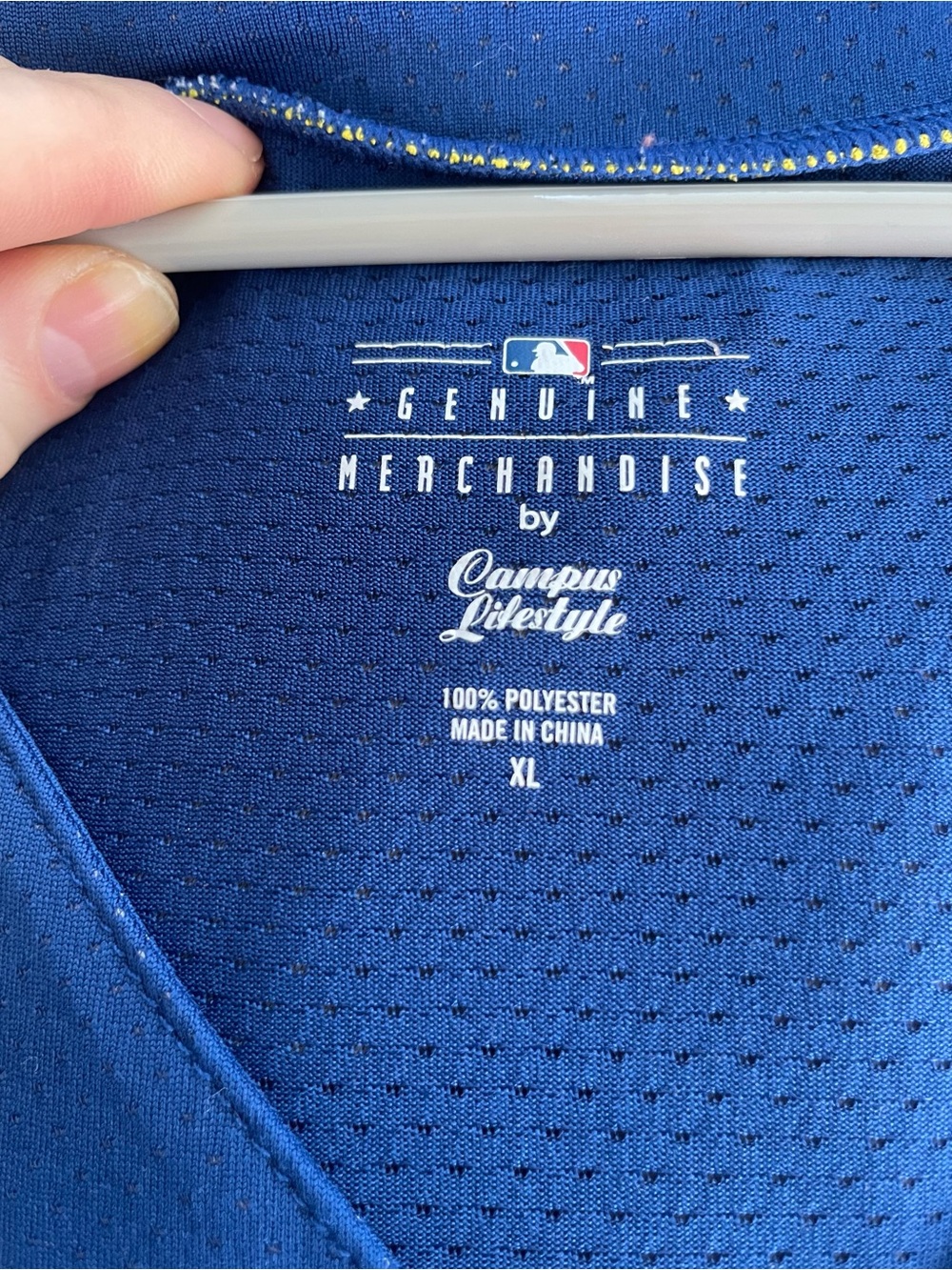 Milwaukee Brewers button down mesh baseball jersey - youth XL - Picture 4 of 5